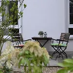Apartamento Schiefer Blick- Mit Terrasse Und Balkon By Interhome