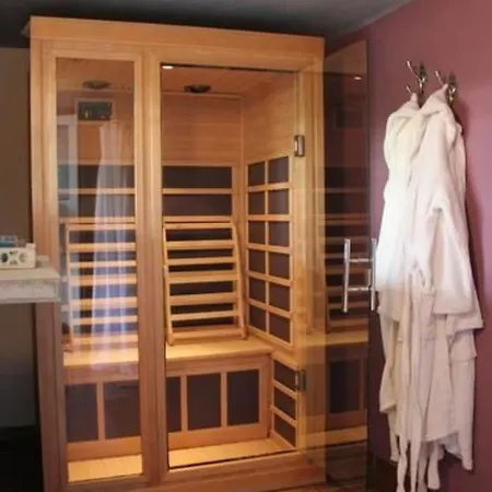 Schiefer Blick- Mit Terrasse Und Balkon By Interhome