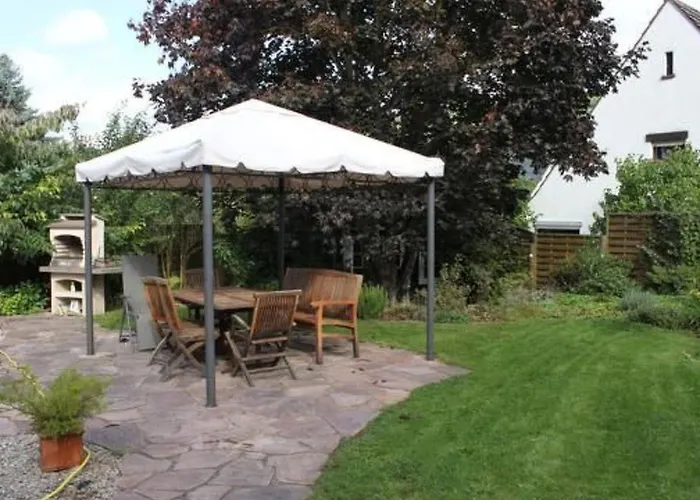 Schiefer Blick- Mit Terrasse Und Balkon By Interhome Apartamento Pünderich